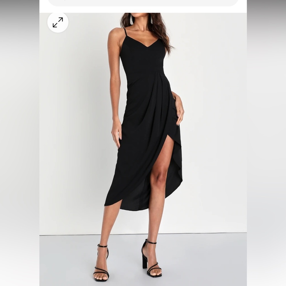 SALE!! NWT Lulus Reinette Black midi dress